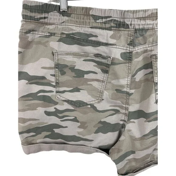 Time & Tru Womens Size XXXL (22) Camo Camouflage Shorts Elastic Waist Drawstring - Picture 7 of 10